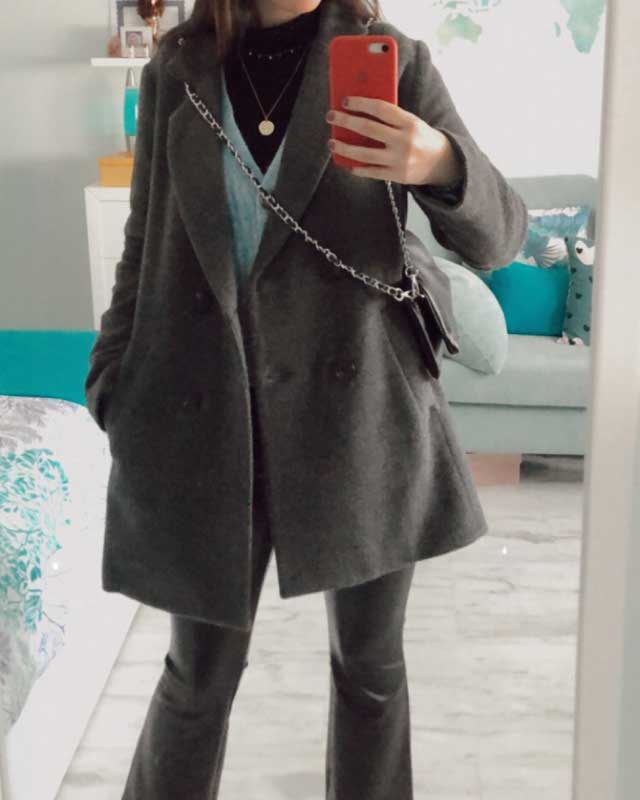 Look von @blancagnzal vom 5 Januar, 2020 | 21 Buttons