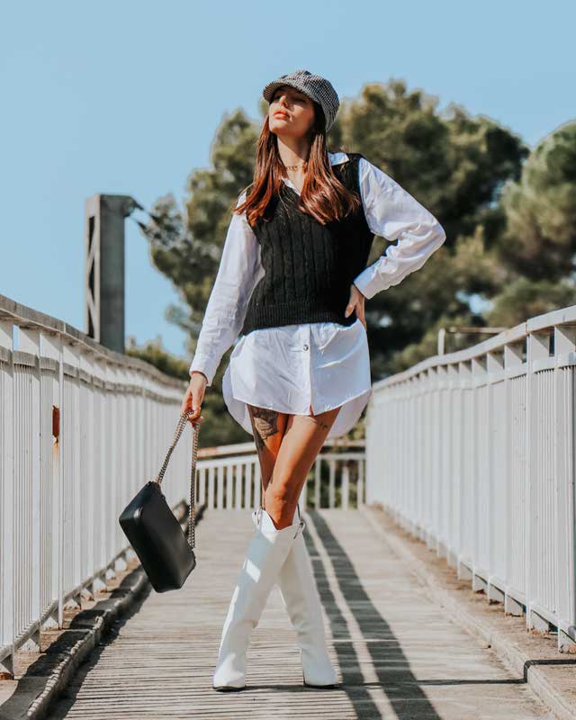 Look of @cloecooperoff from 22 October, 2020 | 21 Buttons
