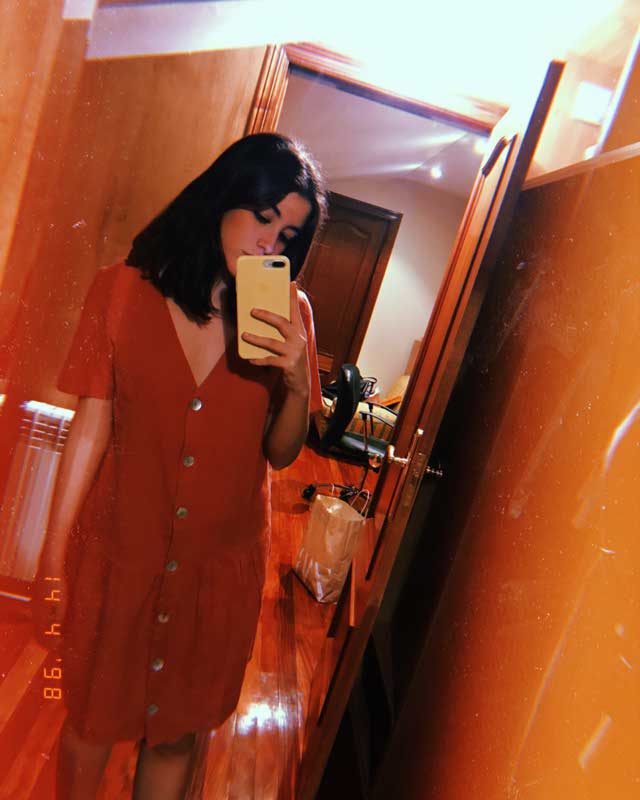 Look von @saravazquezramos vom 13 April, 2019 | 21 Buttons