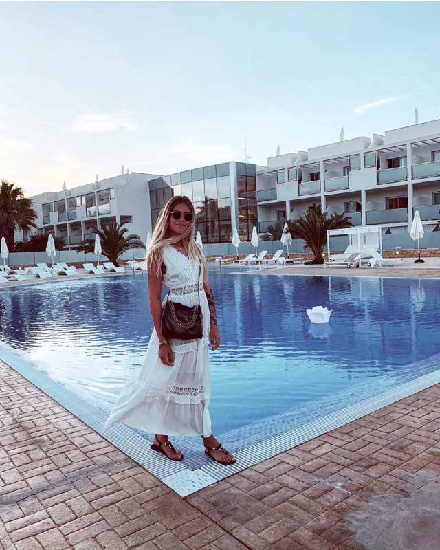 Look of @bosatellimartina from 17 May, 2019 | 21 Buttons