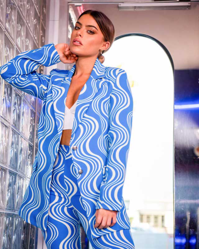 Look von @khaan_boutiques vom 25 April, 2022 | 21 Buttons