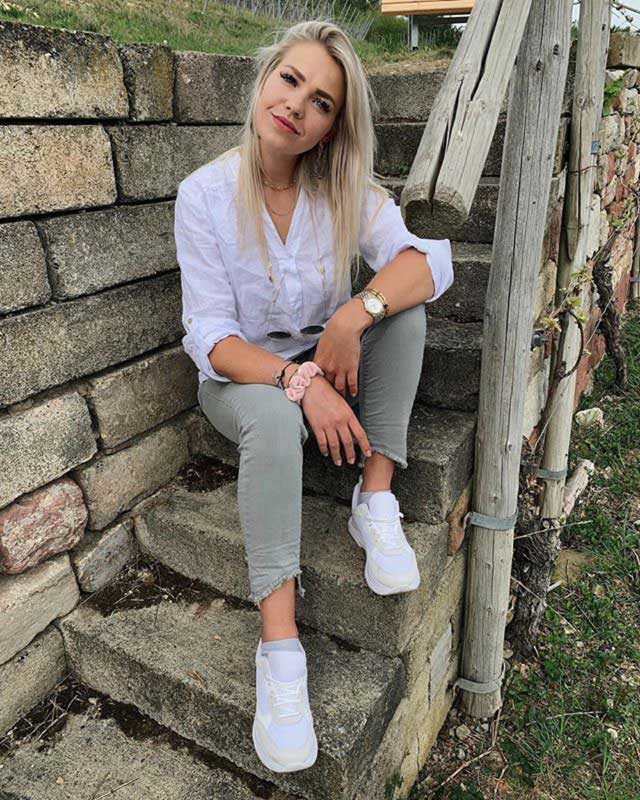 Look of @luisa_ohh from 25 April, 2019 | 21 Buttons