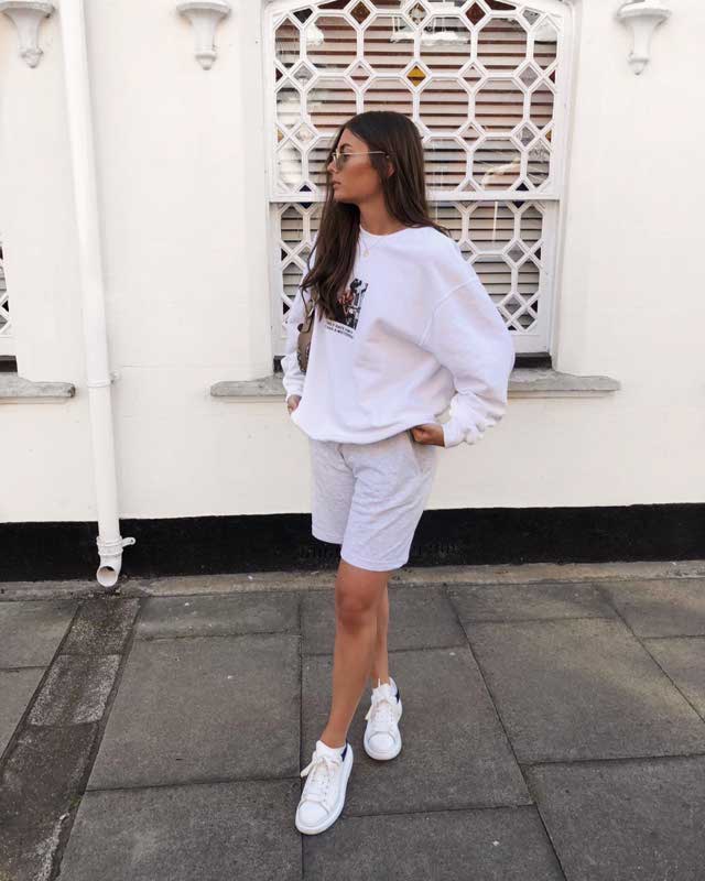 Tenue de @amybethvdl datant du 17 Juillet 2019 | 21 Buttons