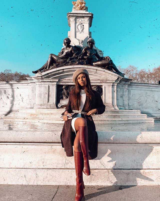 Look of @marinelabezer from 3 Febrero, 2019 | 21 Buttons