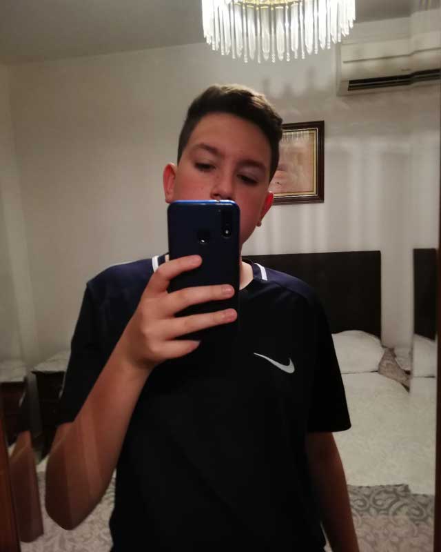 Look of @_samuu1 from 19 May, 2019 | 21 Buttons
