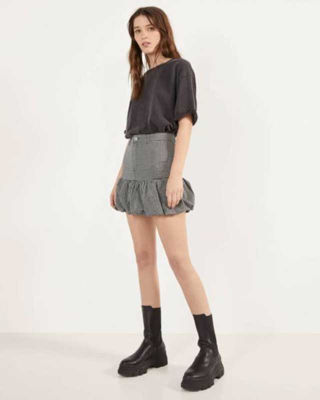 Look of @bershkaaddiction from 13 Marzo, 2020 | 21 Buttons