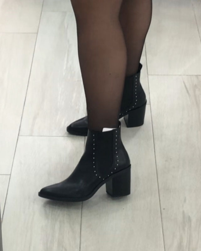 Look of @enmibolsocabencurvas from 14 December, 2018 | 21 Buttons