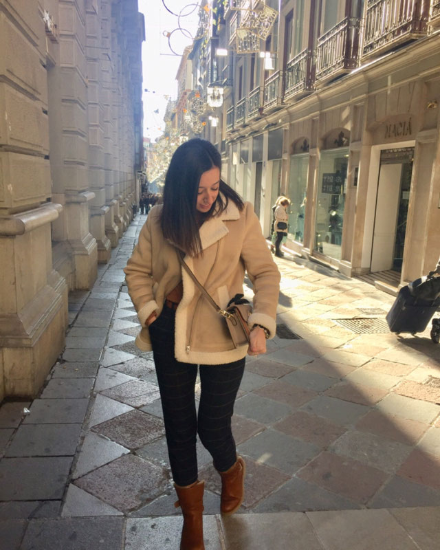 Look von @susana94ro vom 9 Dezember, 2018 | 21 Buttons