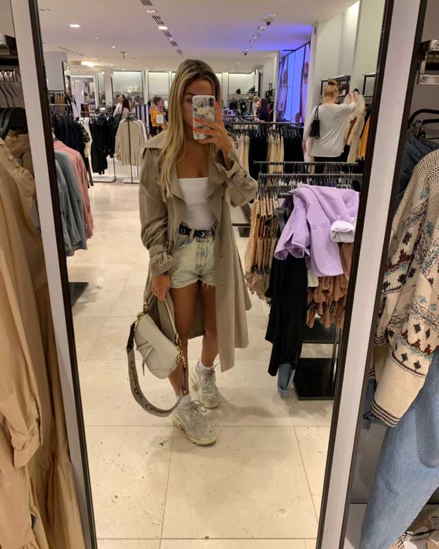 Look of @mimiarr from 22 August, 2019 | 21 Buttons