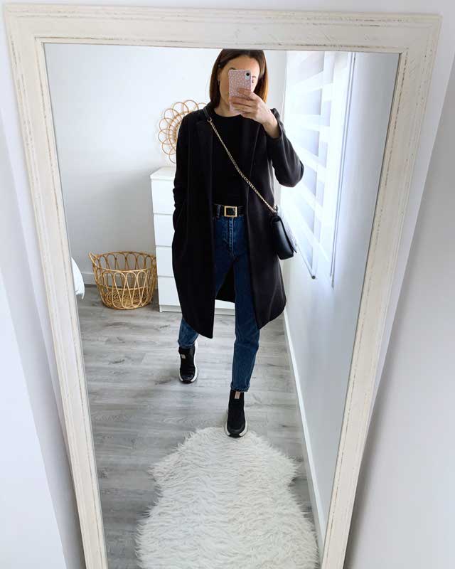 Look of @aliciatwins from 2 February, 2020 | 21 Buttons