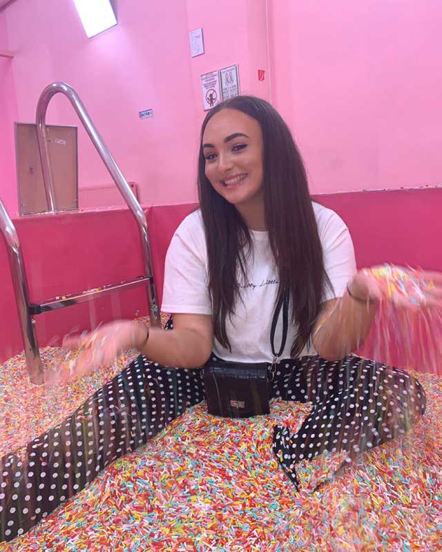 Look of @ebonymcintoshxo from 27 February, 2020 | 21 Buttons