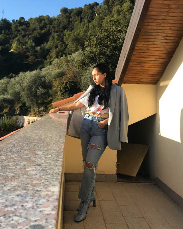 O look de @schramvictoria_ de 11 Outubro, 2019 | 21 Buttons