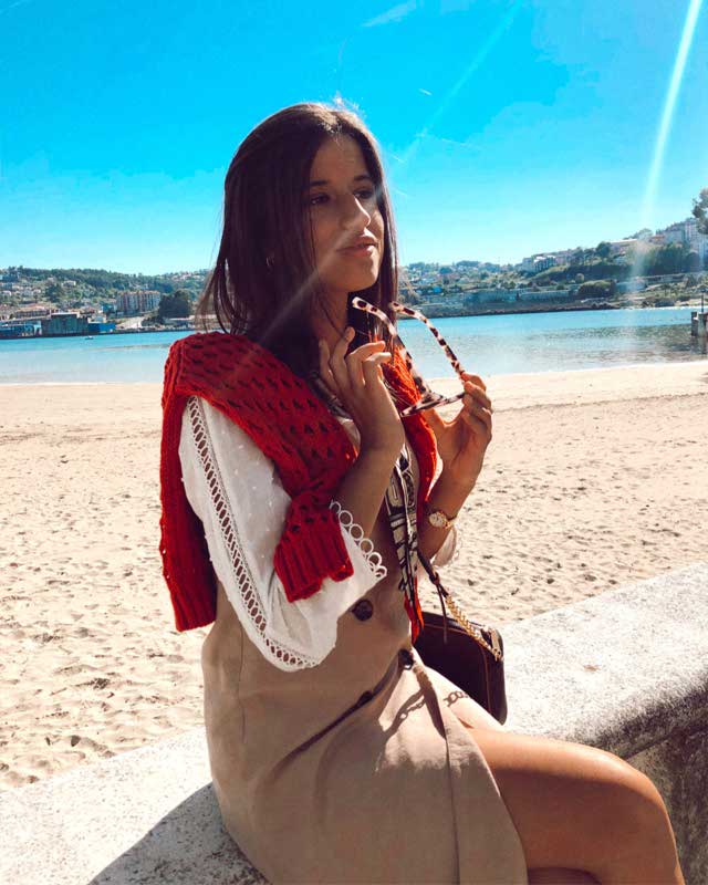 O look de @saravaldesbr de 22 Maio, 2019 | 21 Buttons