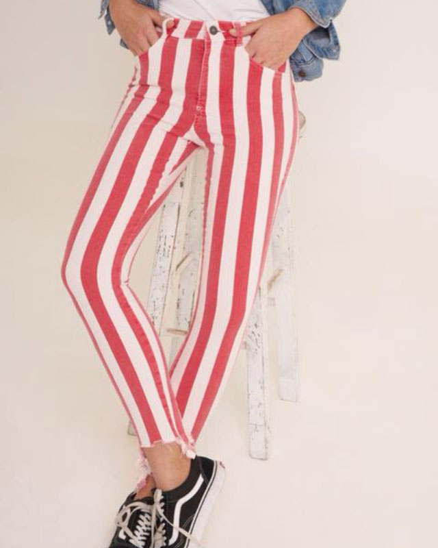 Look of @lauharana from 12 Junio, 2018 | 21 Buttons