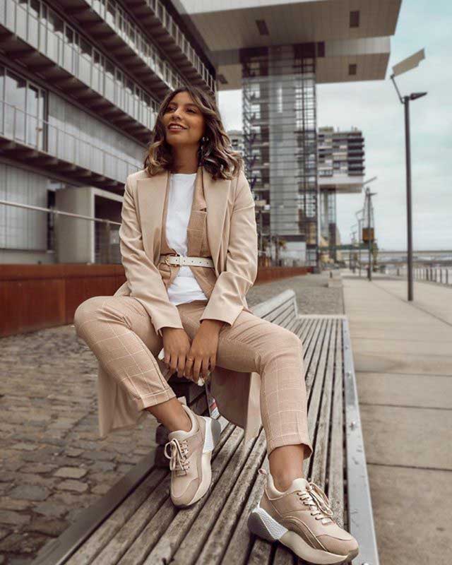 Look von @malenaro vom 27 März, 2019 | 21 Buttons
