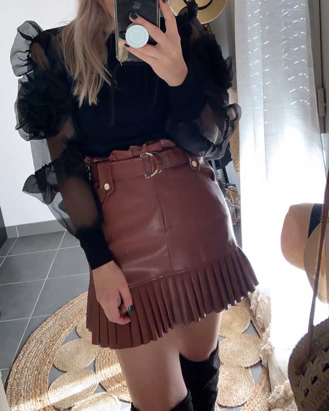 Look von @lapetitefrenchie vom 26 November, 2019 | 21 Buttons