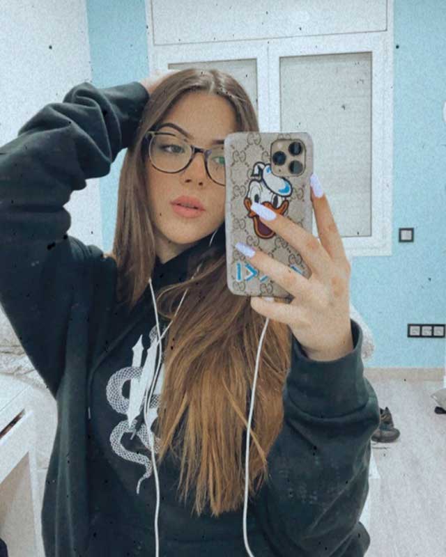 Look of @its.bellido from 16 January, 2020 | 21 Buttons