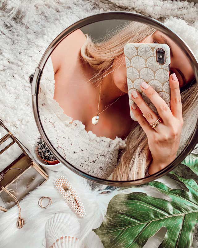 O look de @doreenhlz de 9 Junho, 2019 | 21 Buttons
