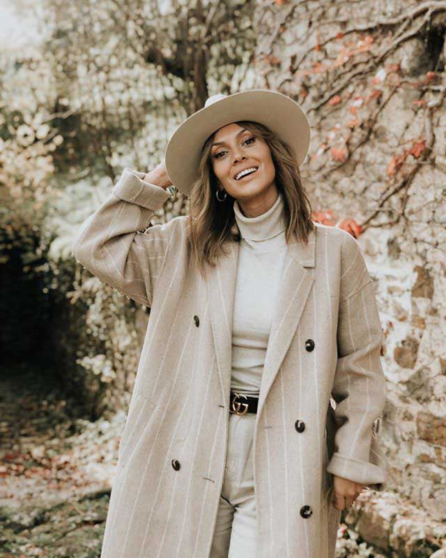 Look von @bridalada vom 19 November, 2019 | 21 Buttons