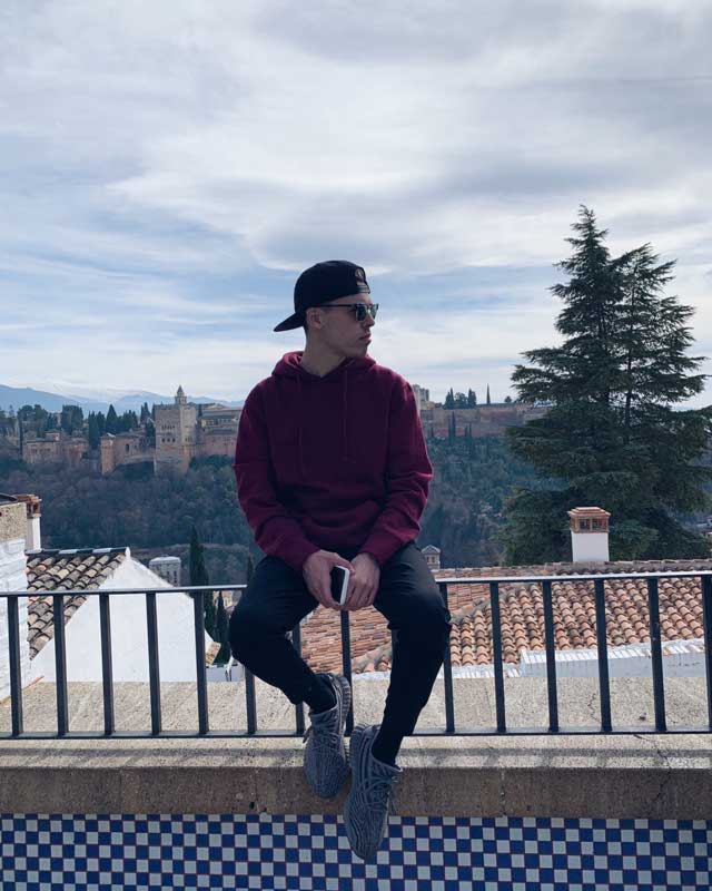 Look of @ianhrnandz_ from 7 Septiembre, 2019 | 21 Buttons
