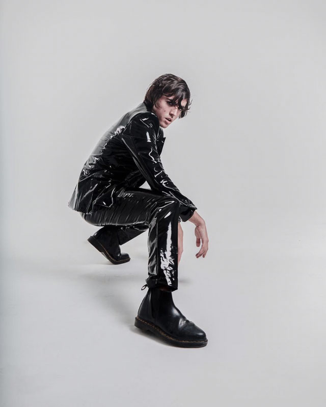 Look von @lucloren vom 30 Oktober, 2018 | 21 Buttons