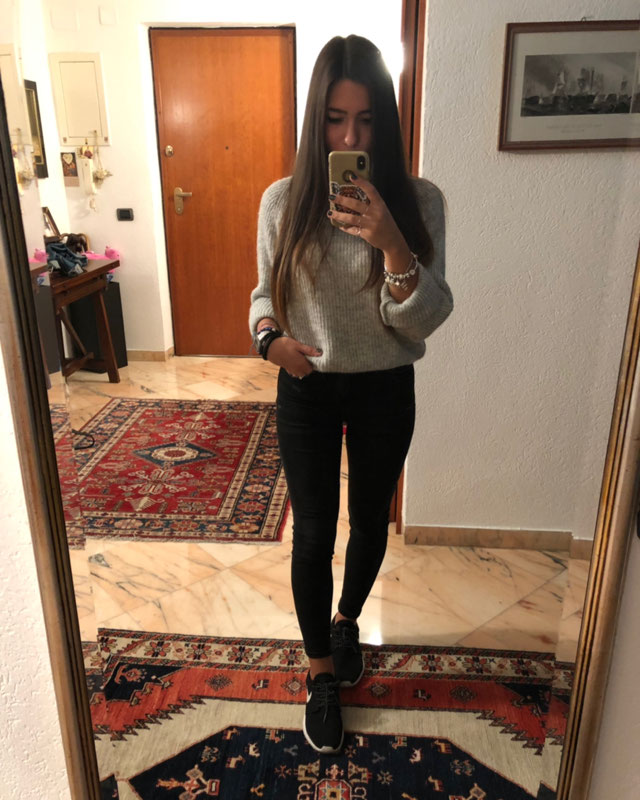 O look de @caarolsss de 13 Novembro, 2018 | 21 Buttons