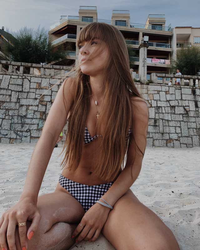 Look of @lucia_ballesteross from 20 August, 2019 | 21 Buttons
