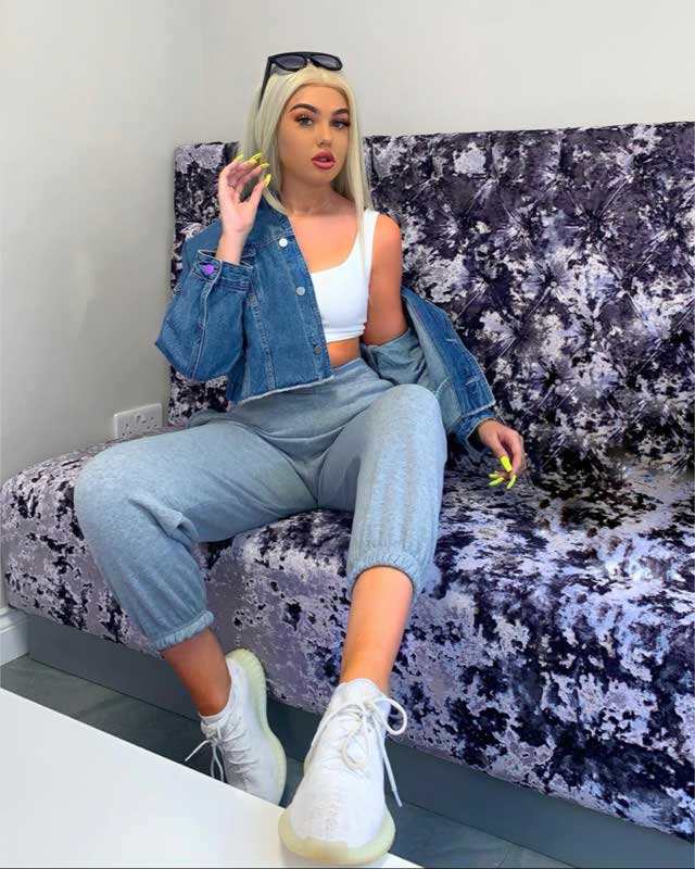 O look de @ellieeewbu de 28 Maio, 2019 | 21 Buttons