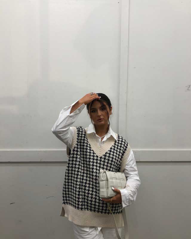 Look of @sherriewebster from 26 Agosto, 2020 | 21 Buttons