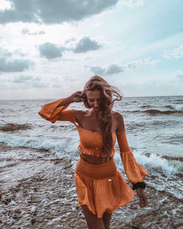 Look of @nataliemarthaa from 15 August, 2019 | 21 Buttons