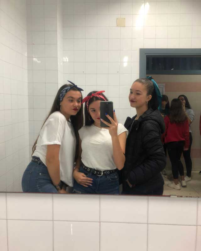 Образ @ _ireneglzn из/от 19 Декабрь, 2019 | 21 Buttons
