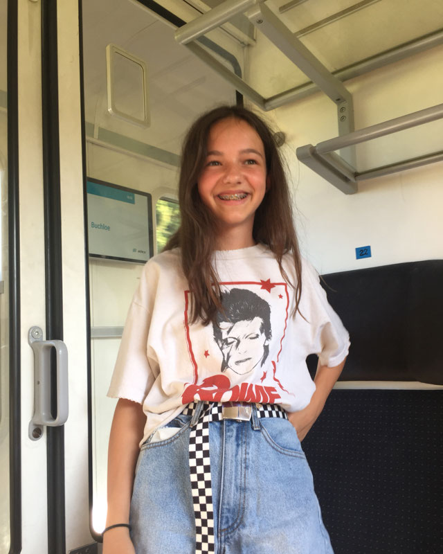 Look of @picshit.pizza from 3 August, 2018 | 21 Buttons