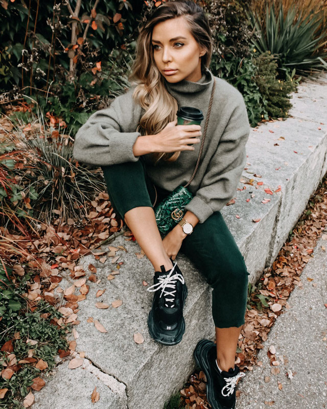 Tenue de @jvsmin_k datant du 2 Novembre 2018 | 21 Buttons