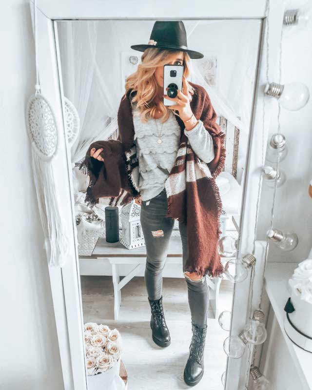 Look von @marinegaby vom 17 November, 2019 | 21 Buttons