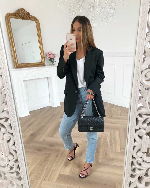 Look of @stylebyhassyba from 3 September, 2019 | 21 Buttons