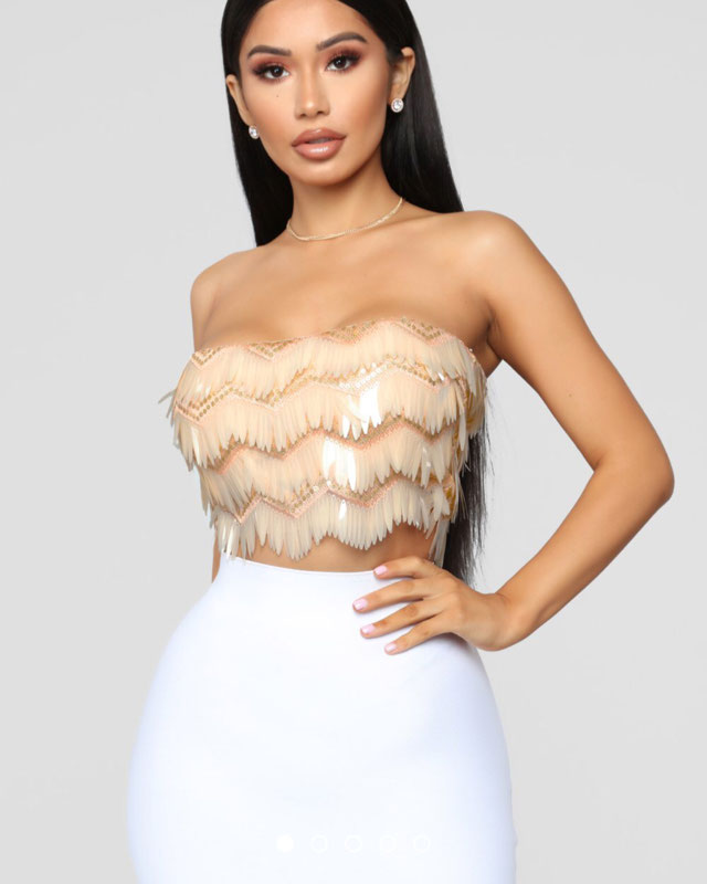 Tenue de @fashionnovaa datant du 29 Août 2018 | 21 Buttons