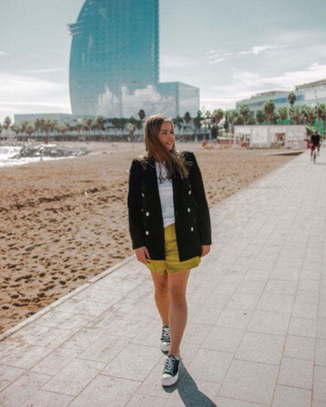 Tenue de @elenamouttet datant du 16 Octobre 2018 | 21 Buttons