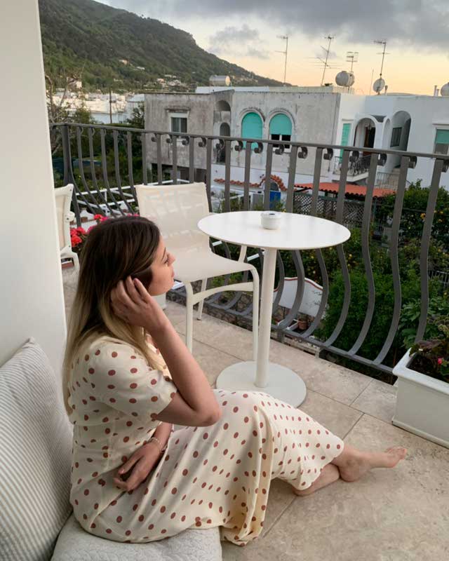 Look von @girlinblack vom 30 April, 2019 | 21 Buttons