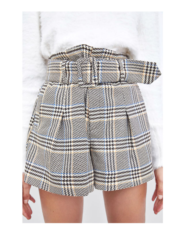Look of @compraszareras from 6 Septiembre, 2018 | 21 Buttons