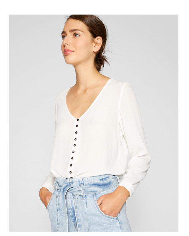 Tenue de @girlszara datant du 22 Juillet 2018 | 21 Buttons