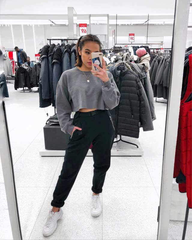 Look von @jaszelfrances vom 6 März, 2019 | 21 Buttons