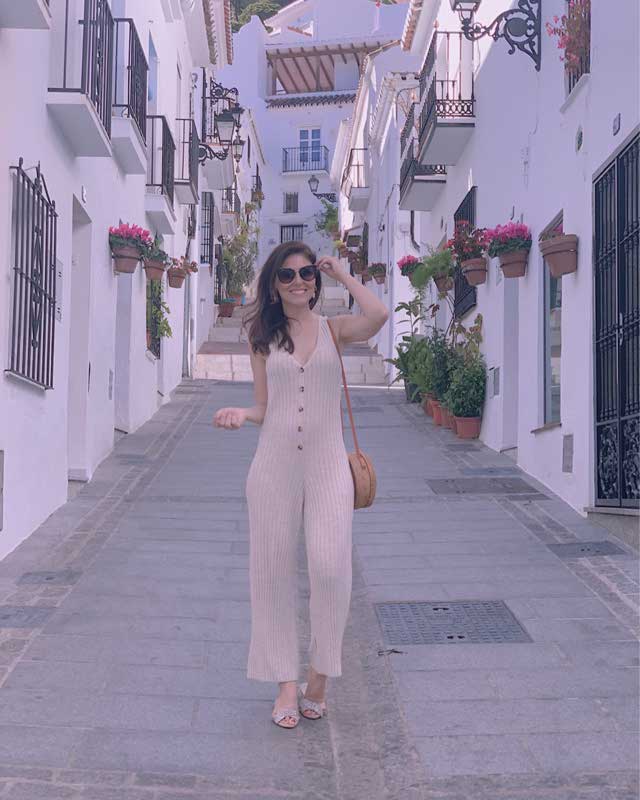 O look de @buscandoformaalasnubes de 26 Março, 2019 | 21 Buttons