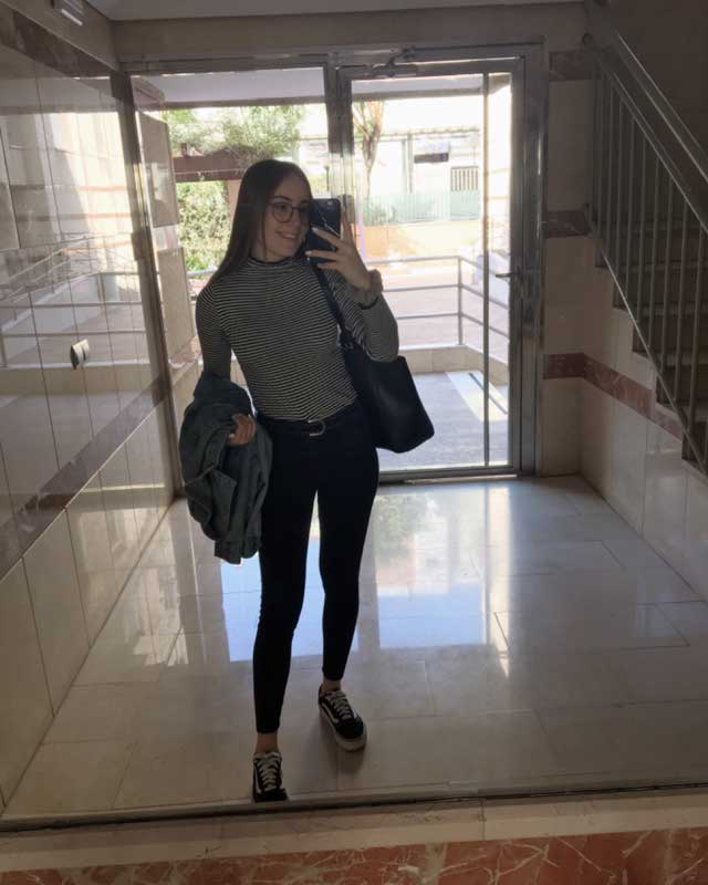 Look of @barbararguezl from 12 March, 2019 | 21 Buttons
