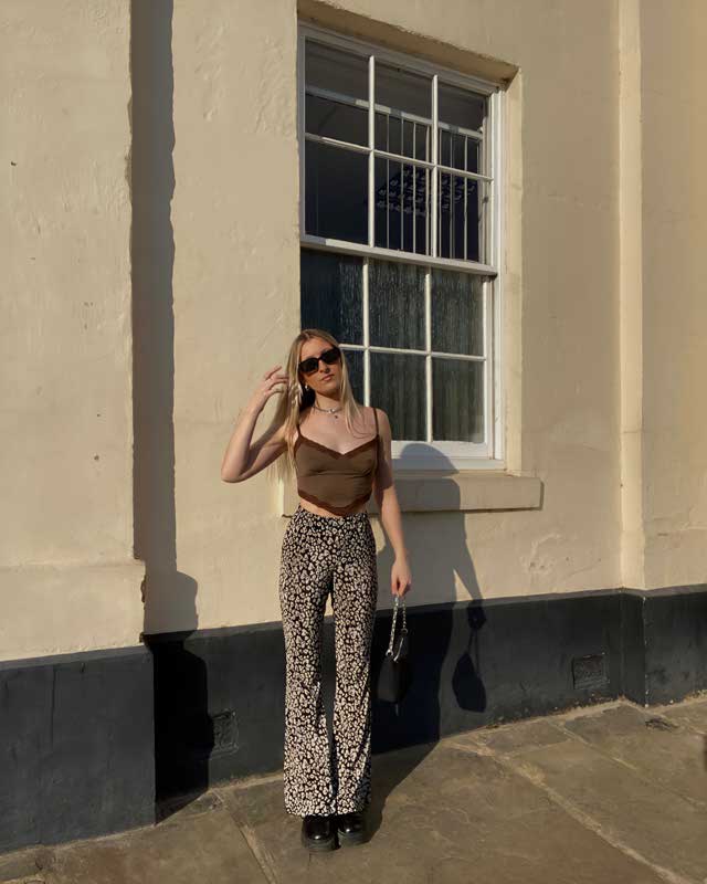 Look of @romyhoskin from 15 March, 2021 | 21 Buttons