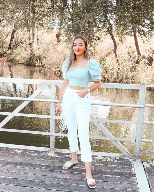 Look of @carla_dios from 21 May, 2020 | 21 Buttons
