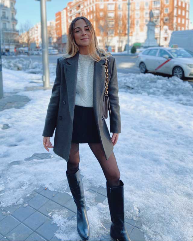 Look of @carmensantaellaa from 23 January, 2021 | 21 Buttons