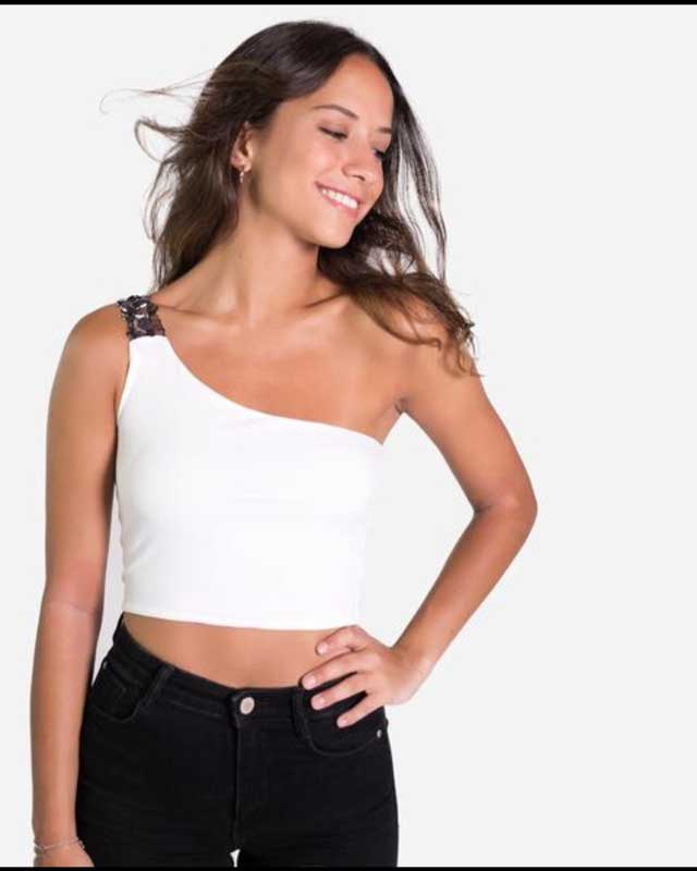 Look of @.edurne. from 9 Septiembre, 2019 | 21 Buttons
