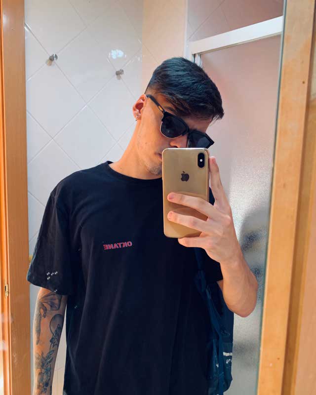 Look of @ianhrnandz_ from 6 Septiembre, 2019 | 21 Buttons