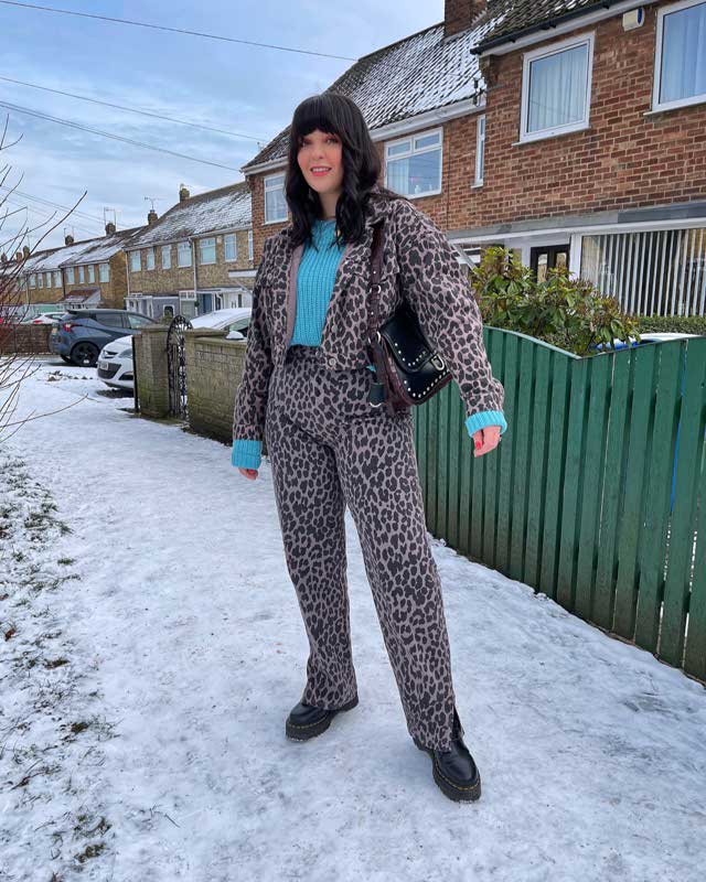 Look von @bexjadefountain vom 13 Februar, 2021 | 21 Buttons