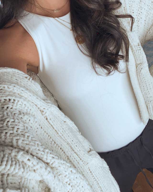 Look of @anapherrero from 1 May, 2020 | 21 Buttons